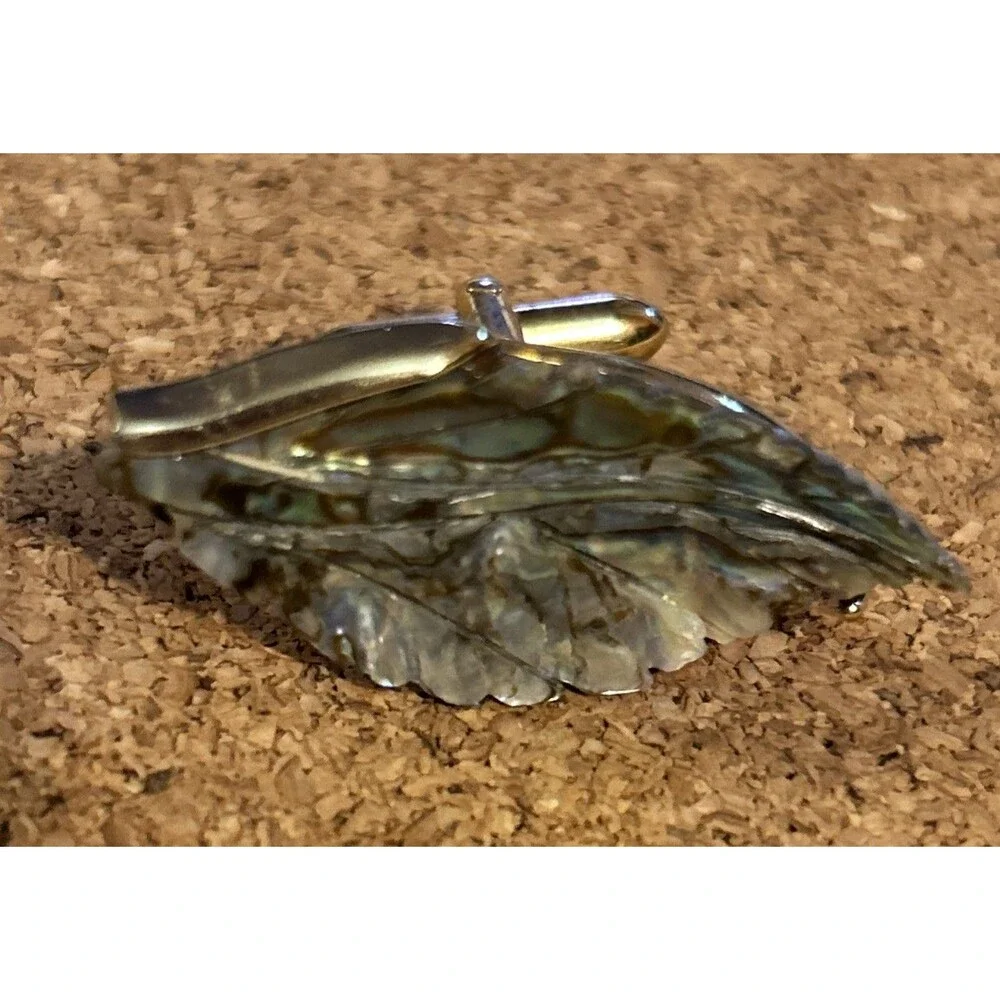 Vintage Shields Mid Century Carved Abalone Shell Wing Cuff Links MCM Gold Tone